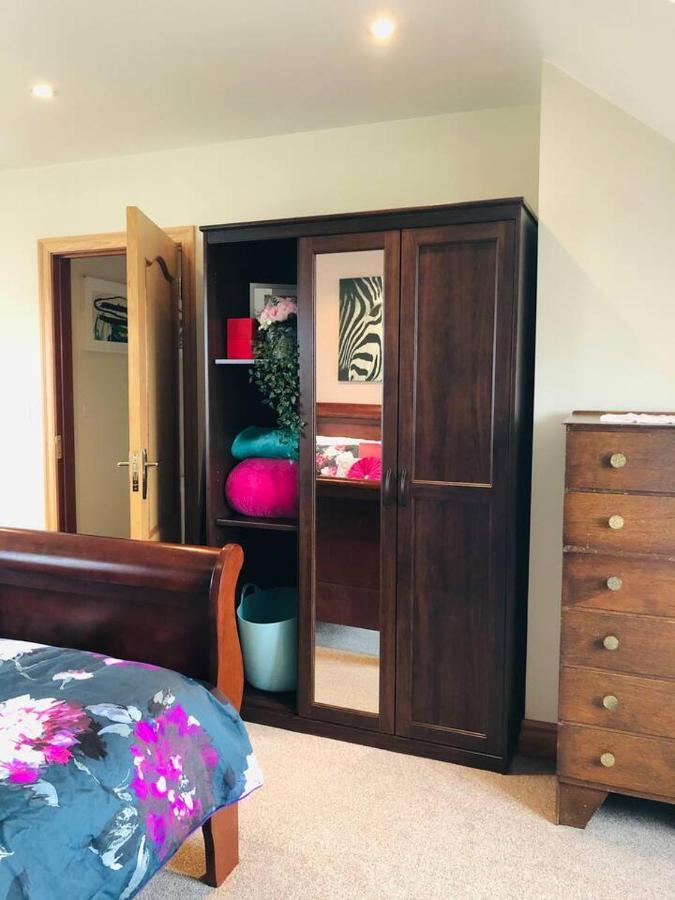 גלוואיי Connemara. 3 Bedroom, 8 Bed, Holiday Home מראה חיצוני תמונה