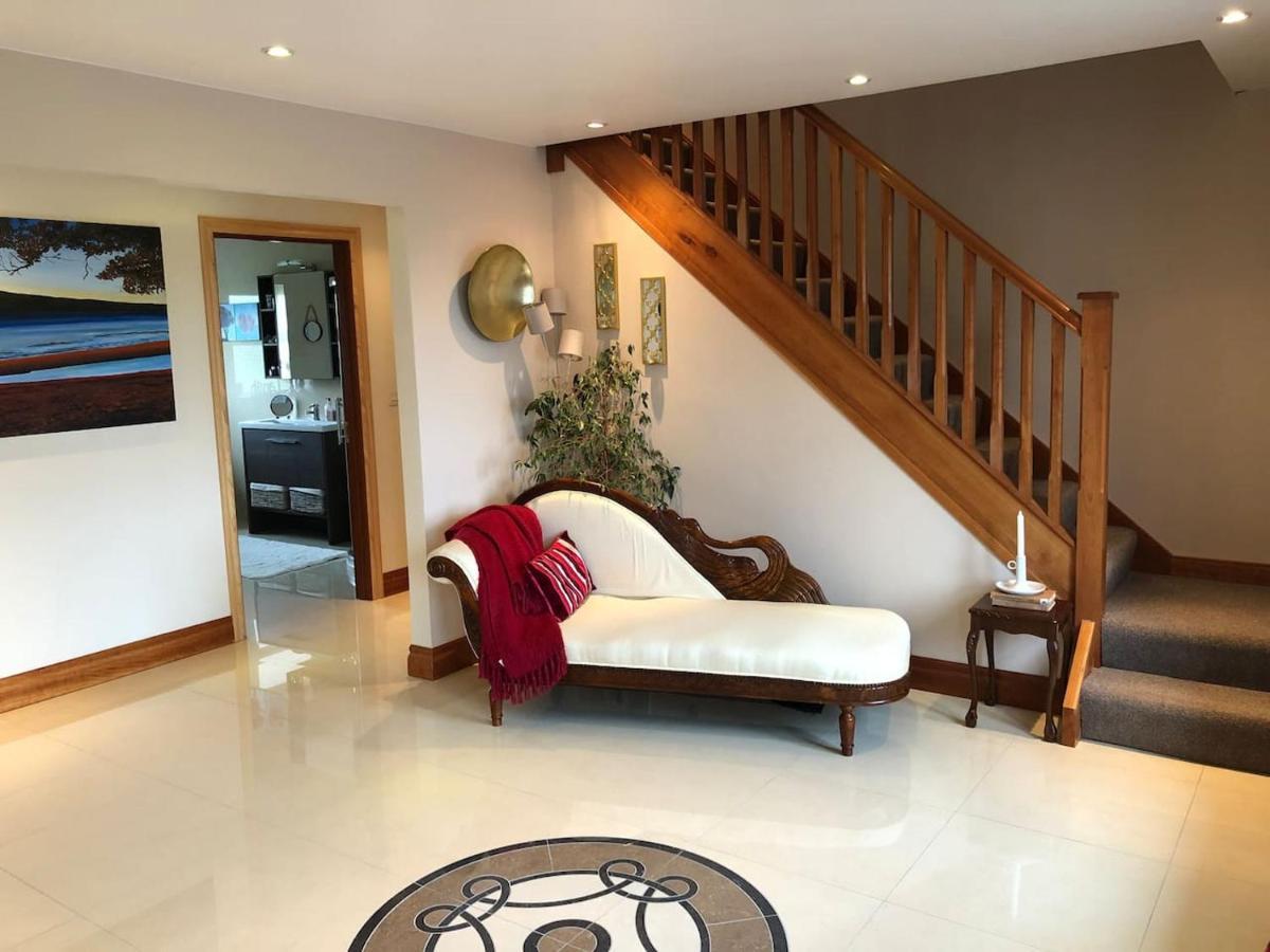 גלוואיי Connemara. 3 Bedroom, 8 Bed, Holiday Home מראה חיצוני תמונה