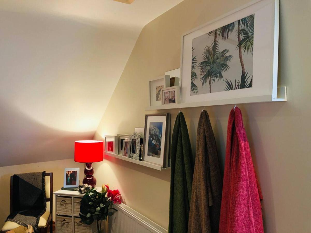 גלוואיי Connemara. 3 Bedroom, 8 Bed, Holiday Home מראה חיצוני תמונה