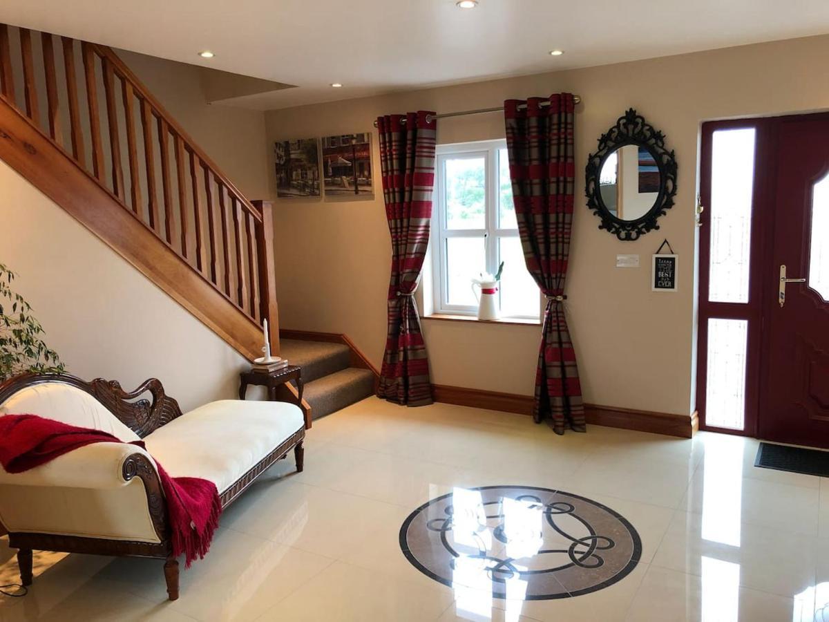 גלוואיי Connemara. 3 Bedroom, 8 Bed, Holiday Home מראה חיצוני תמונה